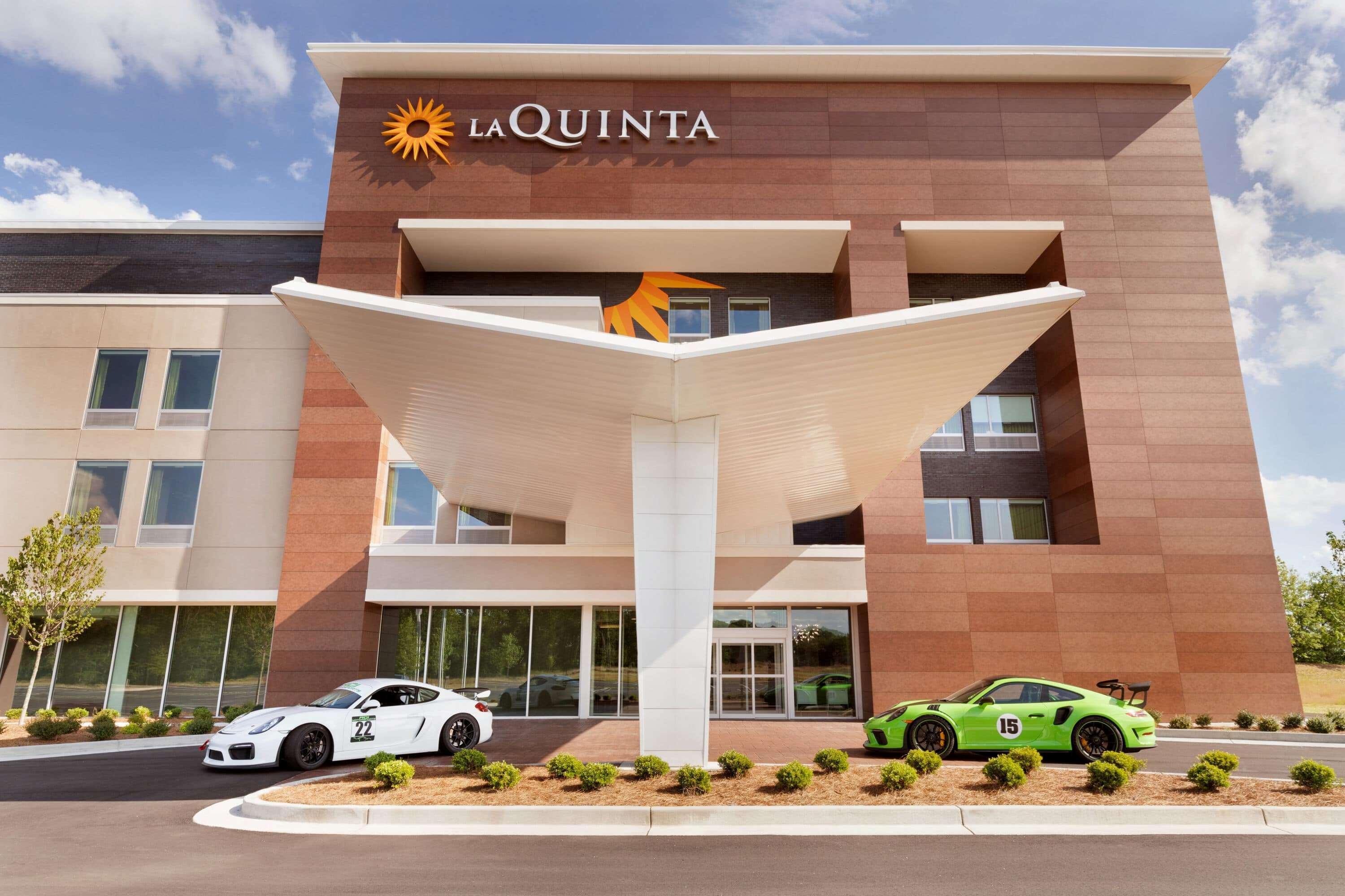 La Quinta Inn & Suites By Wyndham Braselton Exteriér fotografie