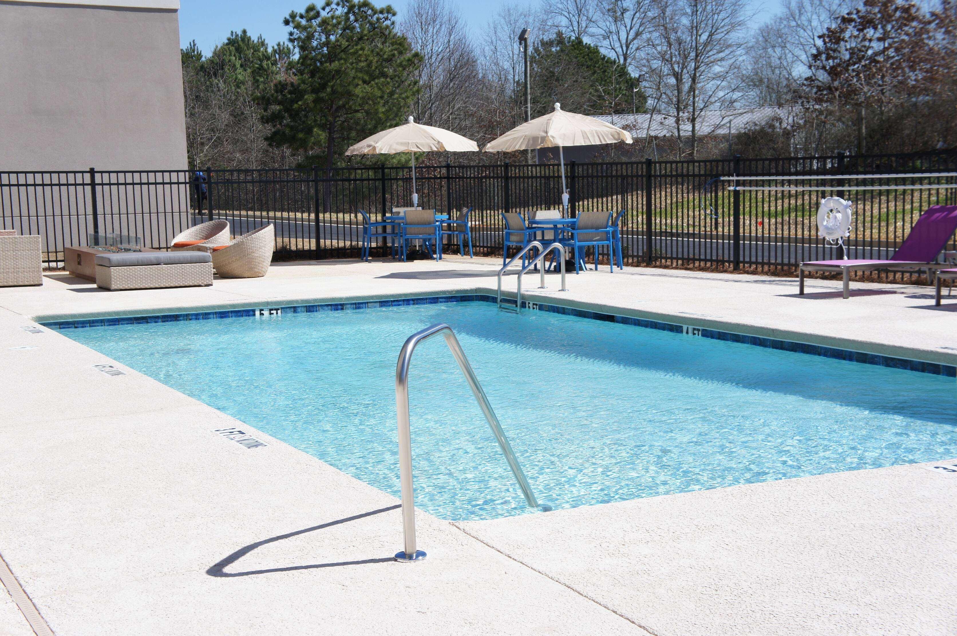 La Quinta Inn & Suites By Wyndham Braselton Exteriér fotografie