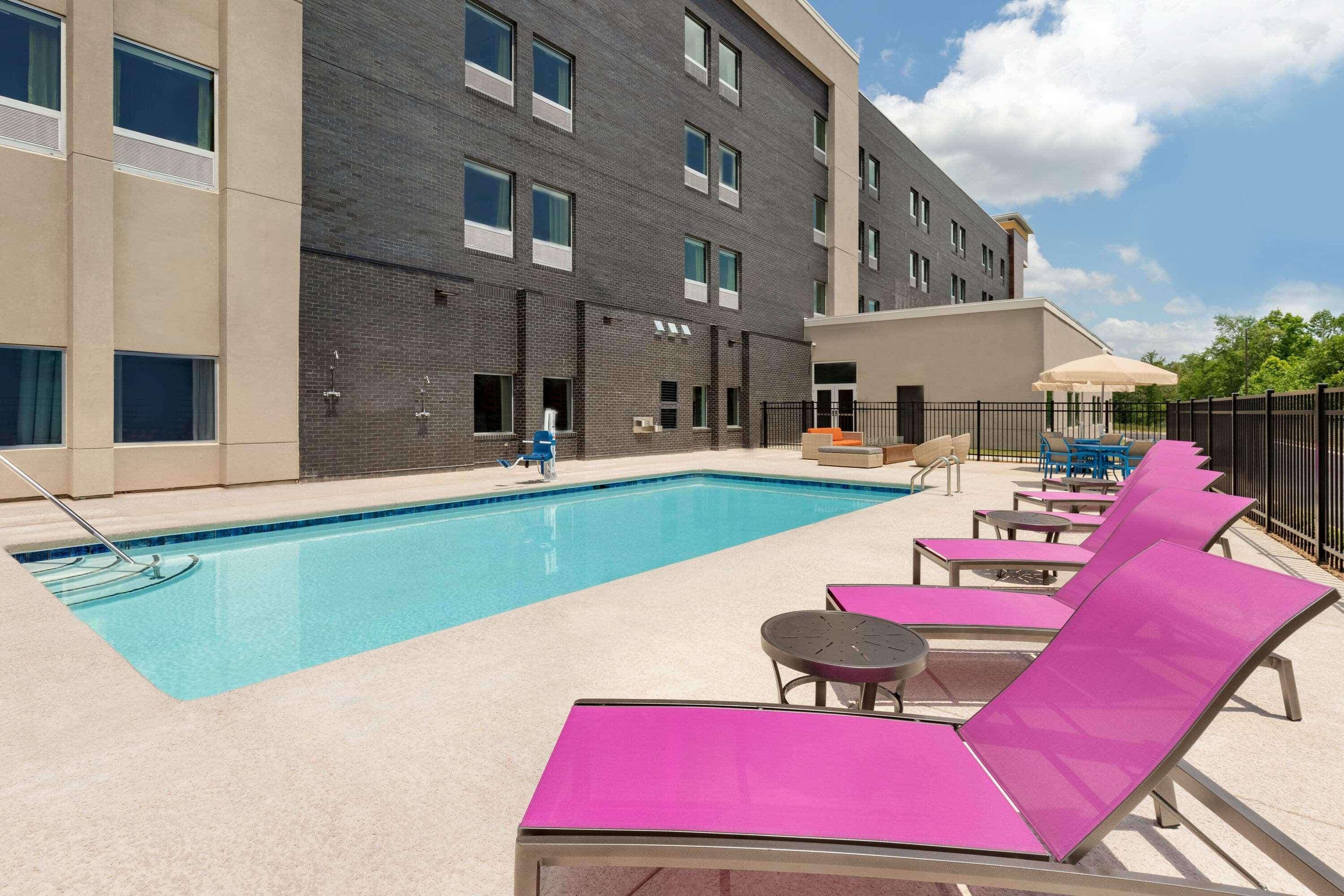 La Quinta Inn & Suites By Wyndham Braselton Exteriér fotografie