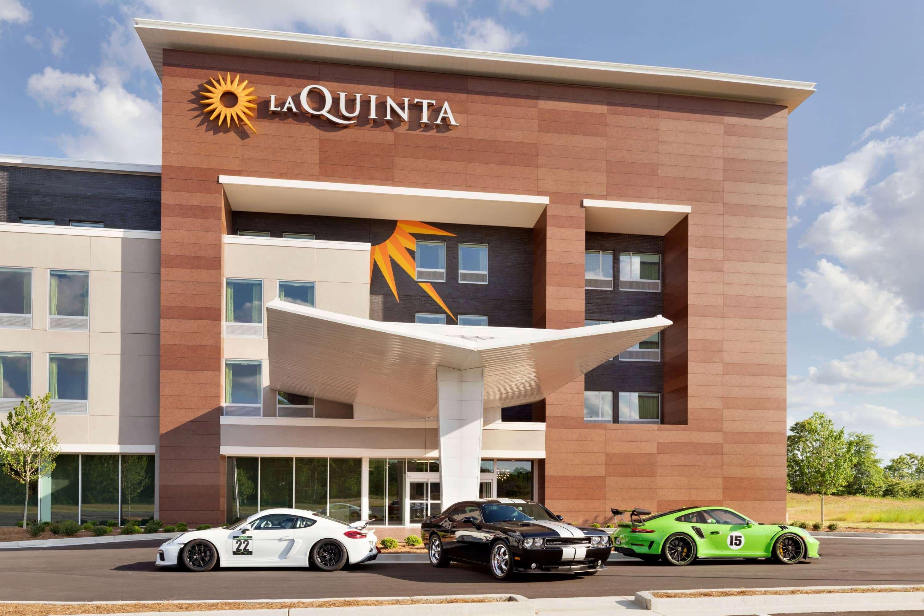 La Quinta Inn & Suites By Wyndham Braselton Exteriér fotografie