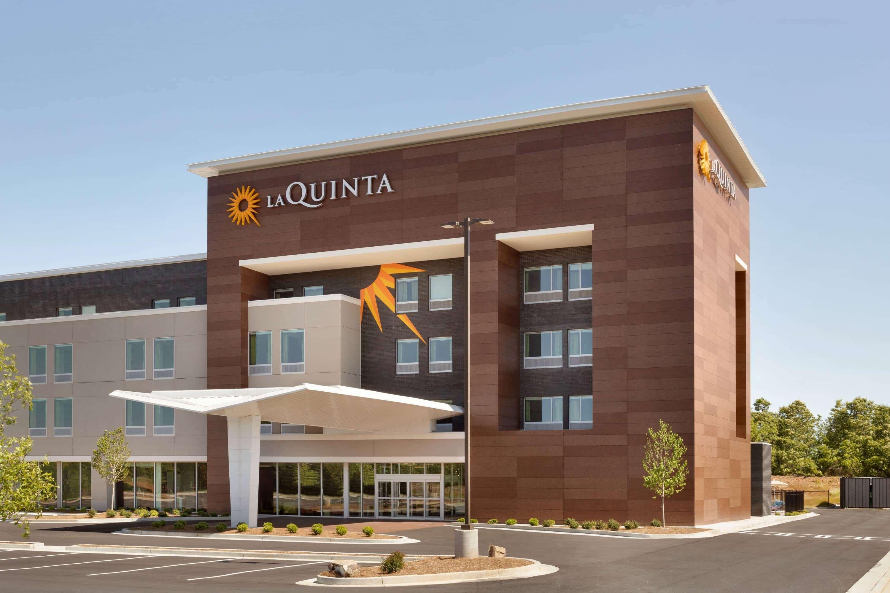 La Quinta Inn & Suites By Wyndham Braselton Exteriér fotografie