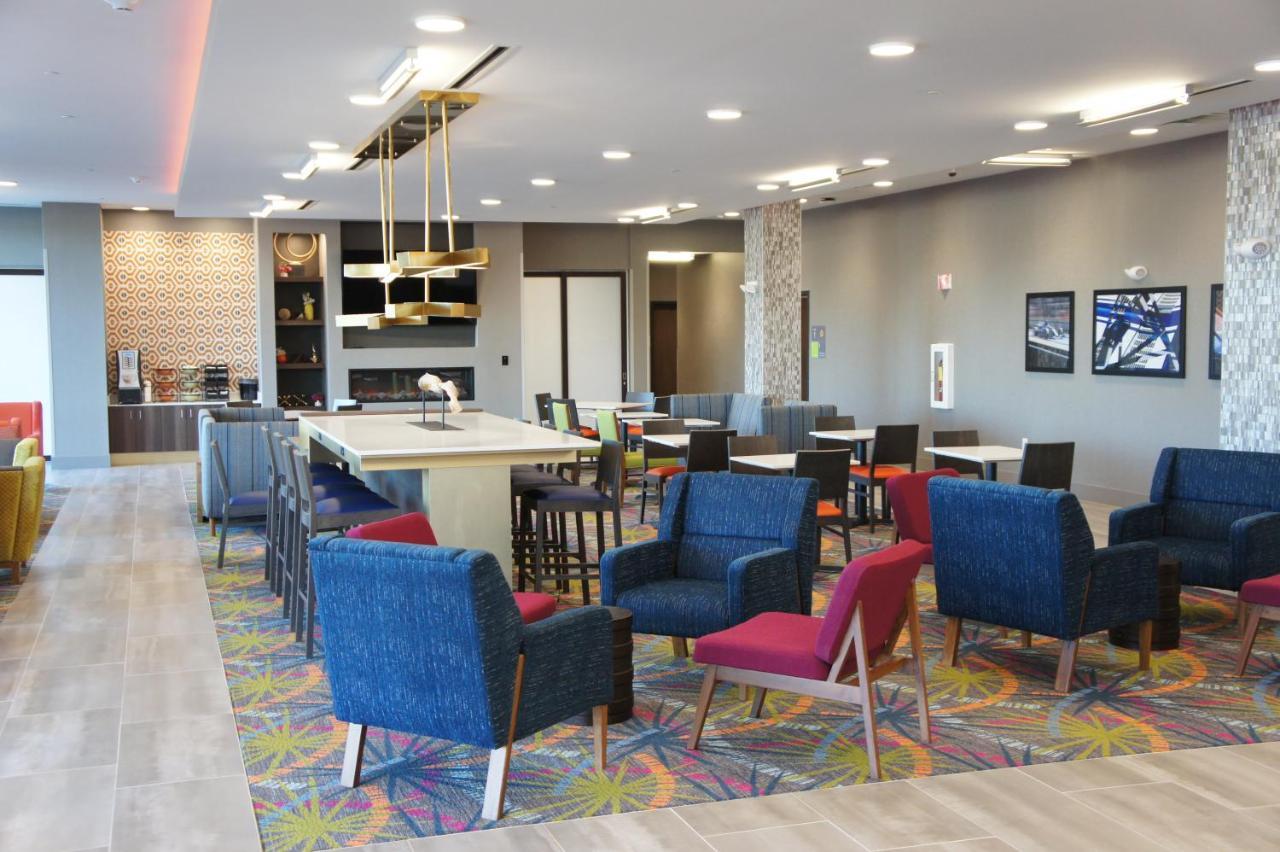 La Quinta Inn & Suites By Wyndham Braselton Exteriér fotografie