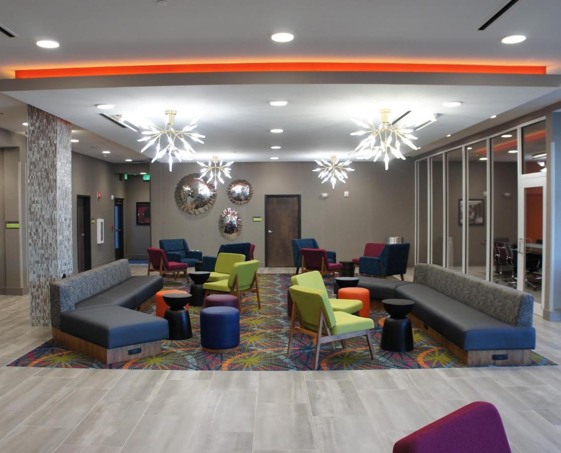La Quinta Inn & Suites By Wyndham Braselton Exteriér fotografie