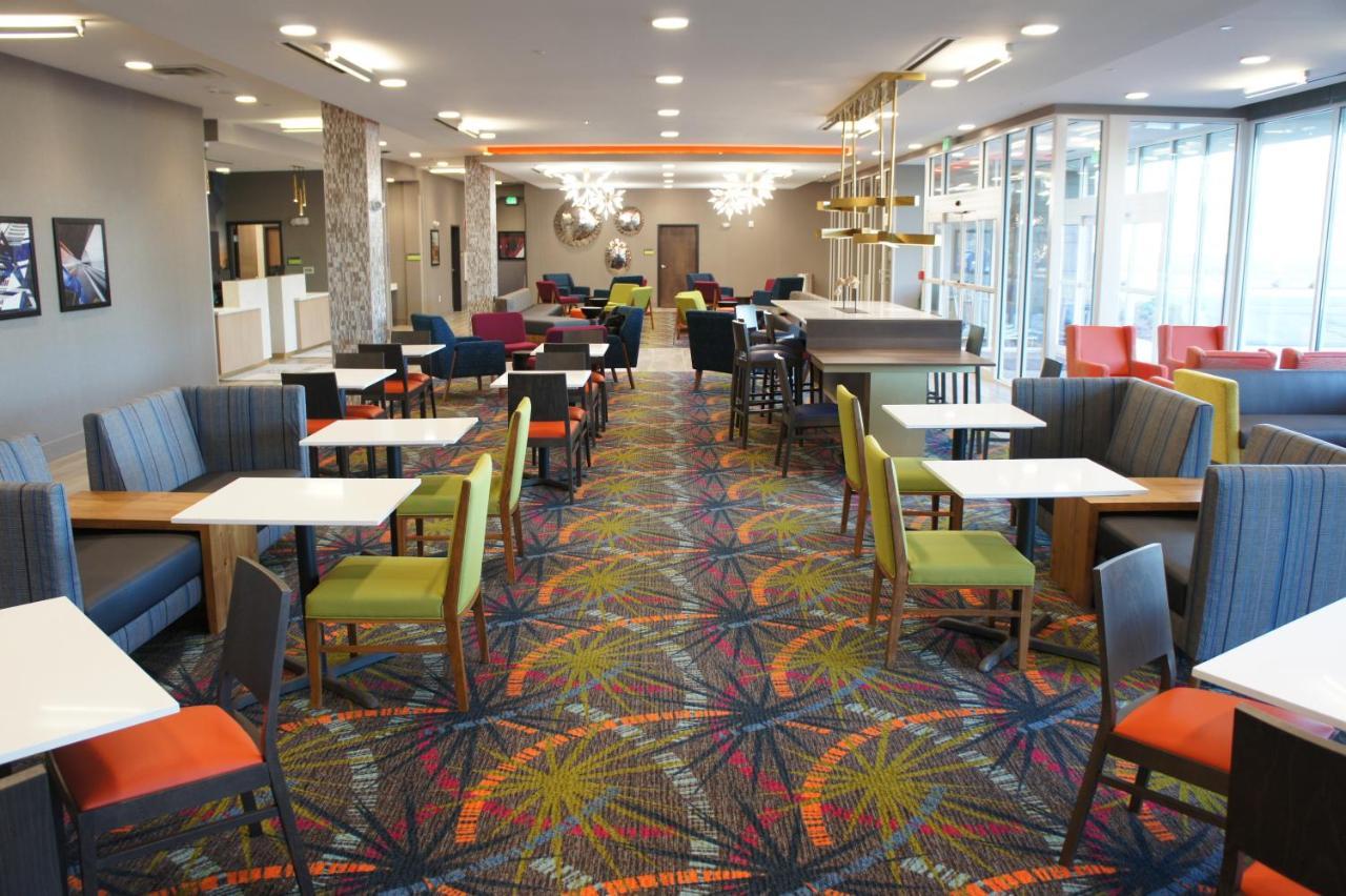 La Quinta Inn & Suites By Wyndham Braselton Exteriér fotografie